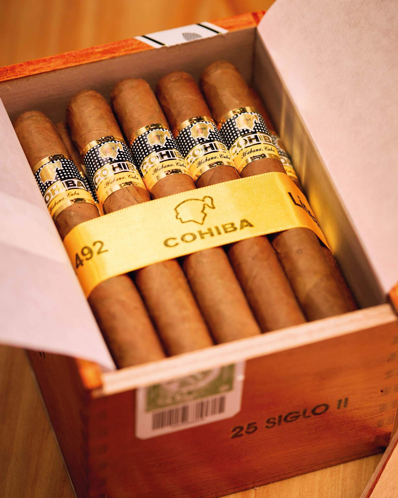 Cohiba Siglo II Wooden Box 25 Cigars Cohiba Siglo II Wooden Box 25 Cigars
